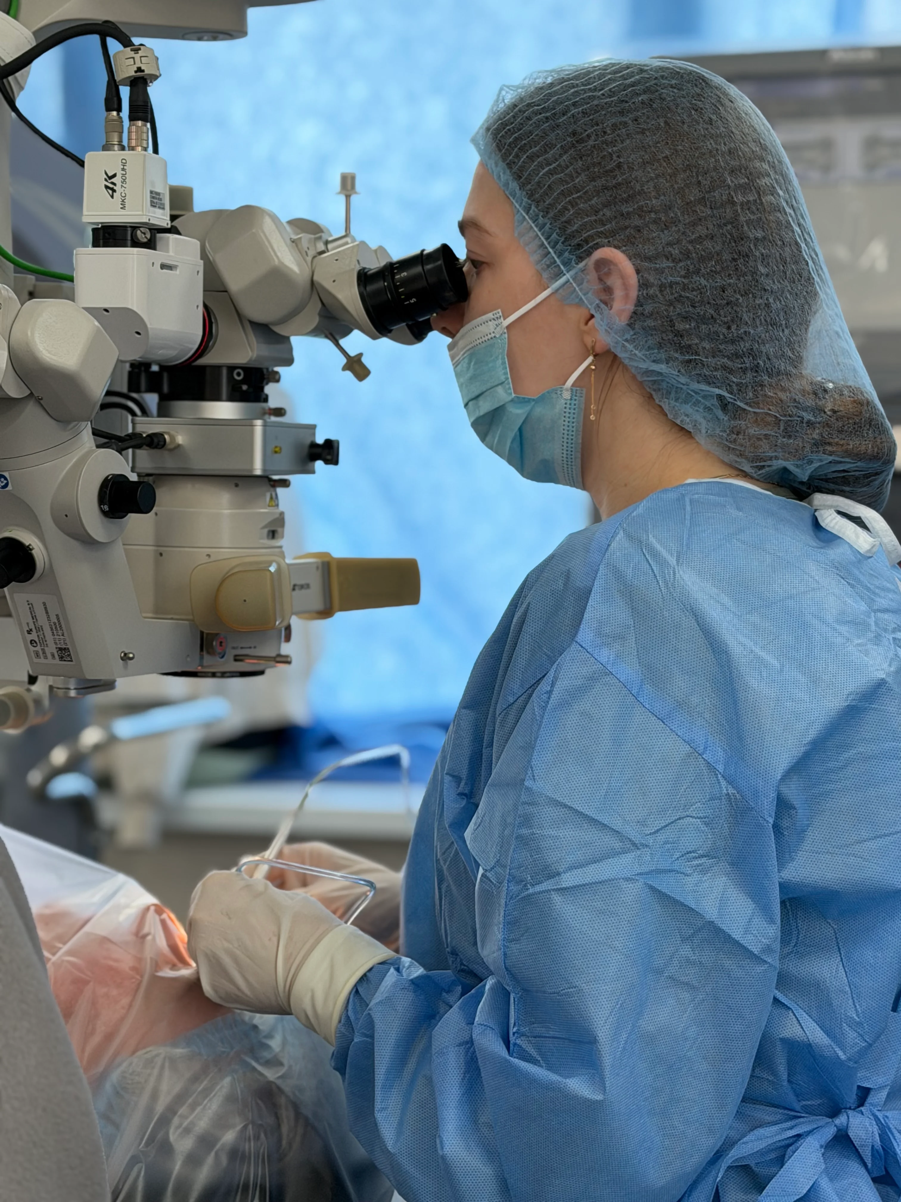 Лікар-офтальмолог Ірина Гетьман — катарактальний хірург у Києві